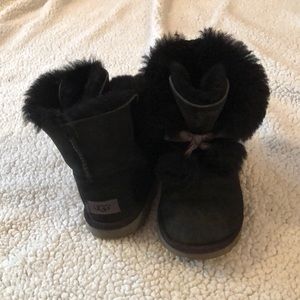 Ugg boots Girls size 3